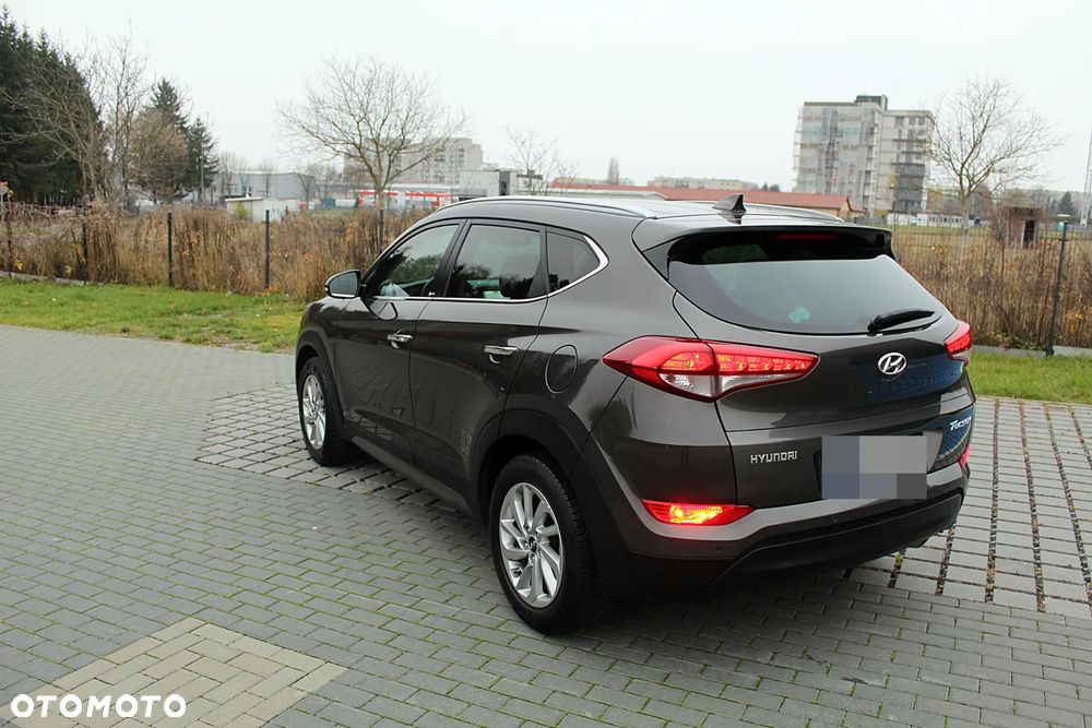Hyundai Tucson - 16