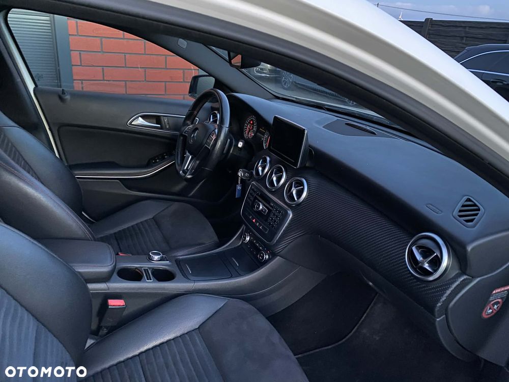 Mercedes-Benz Klasa A 200 CDI 7G-DCT AMG Line - 10