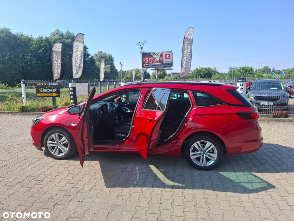 Opel Astra 1.2 T Edition S&S - 9