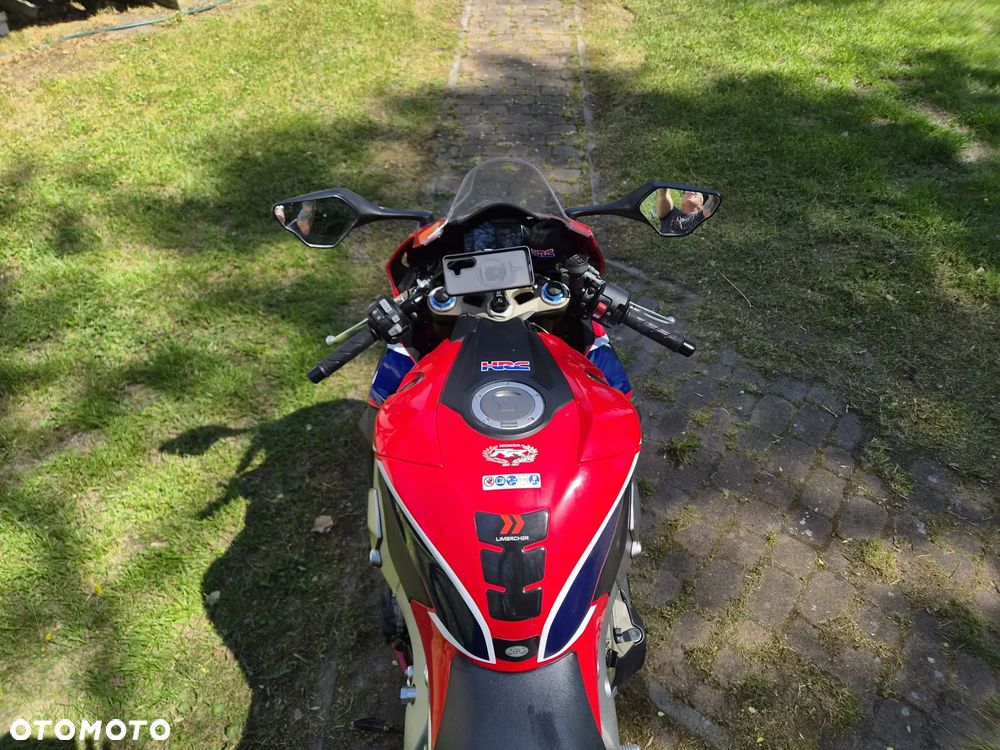 Honda CBR - 12