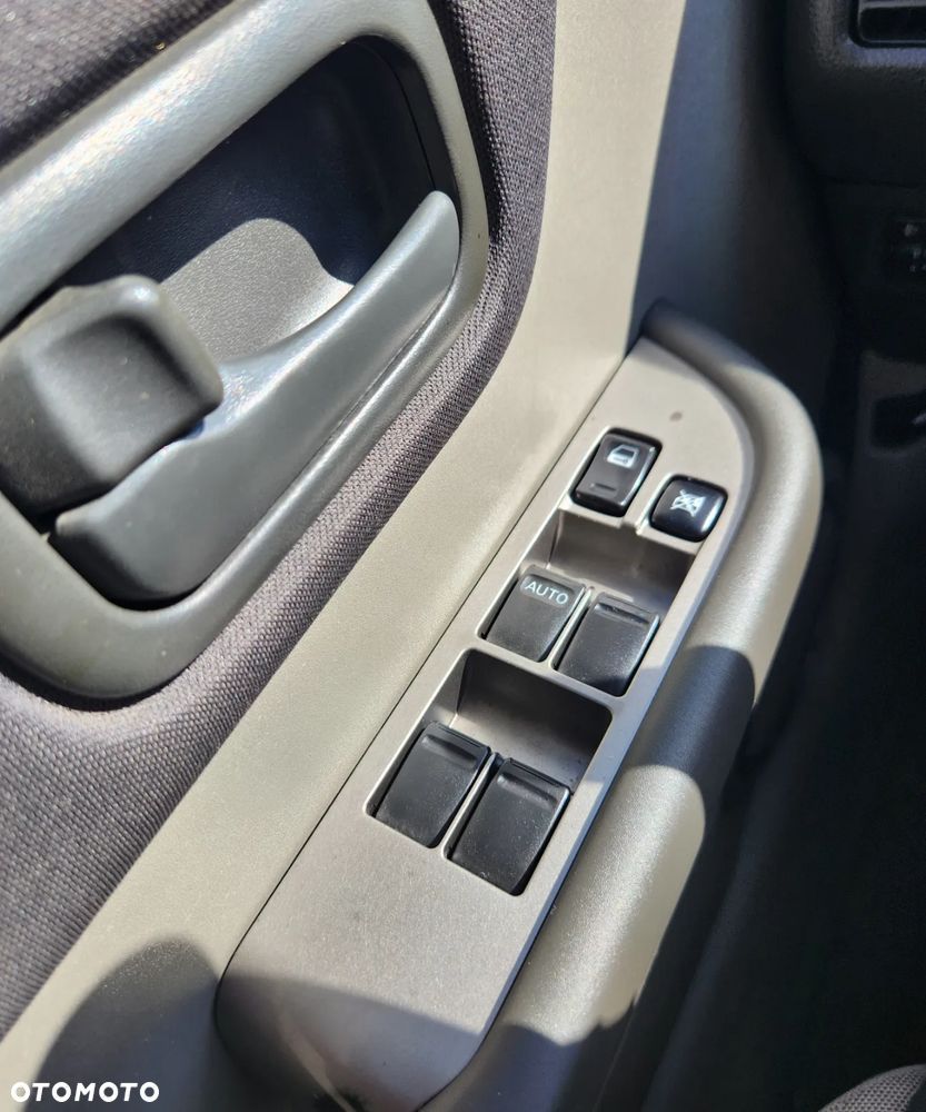 Nissan X-Trail 2.5 4x4 Elegance - 31