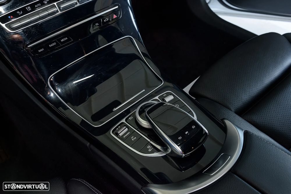 Mercedes-Benz C 300 de AMG Line - 22