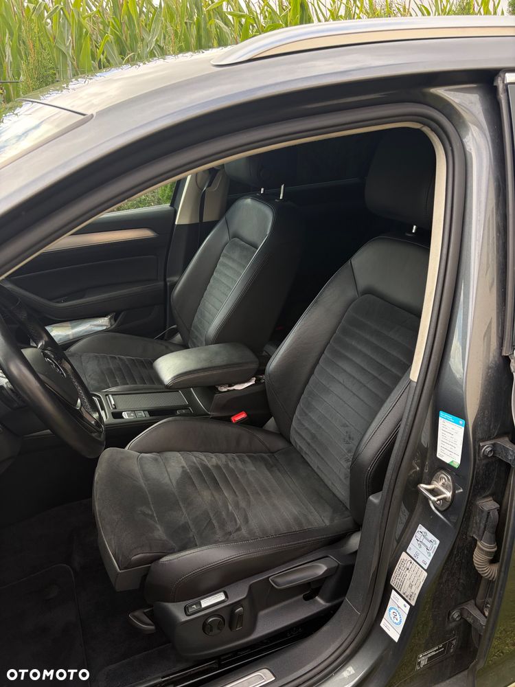 Volkswagen Passat - 15