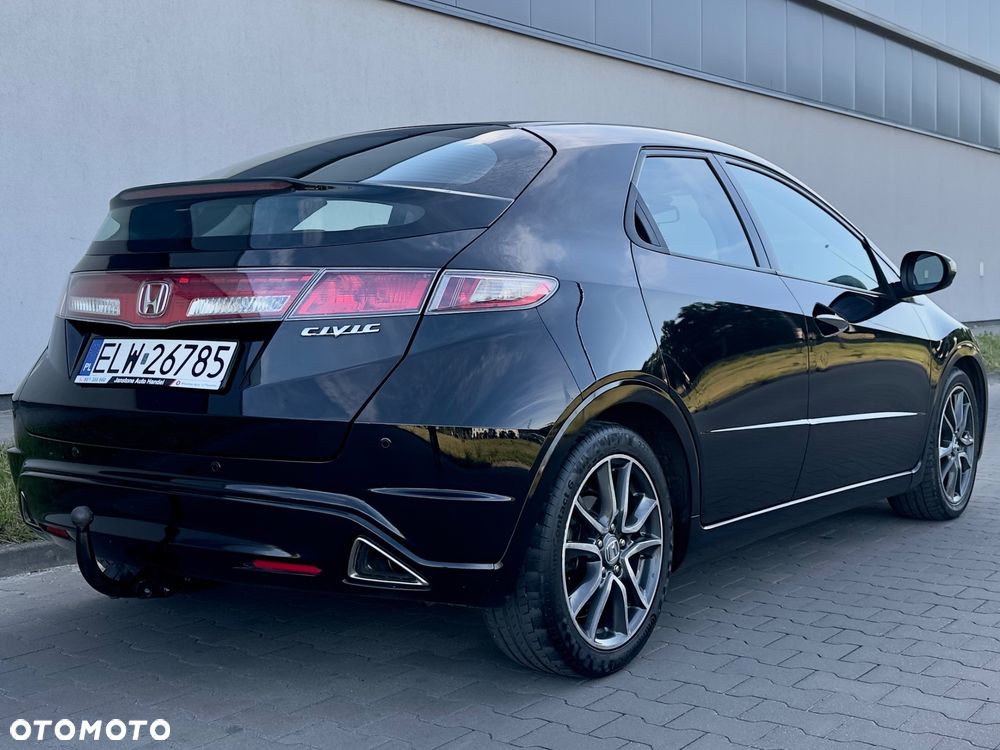 Honda Civic 1.8i-VTEC Sport - 22