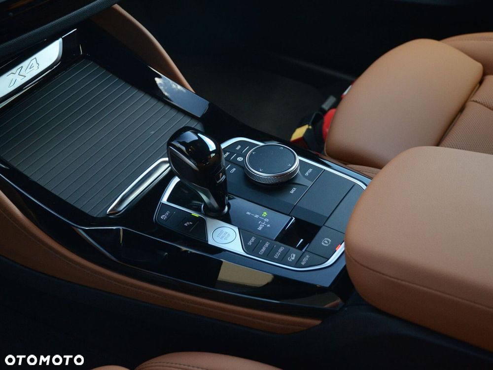 BMW X4 - 25