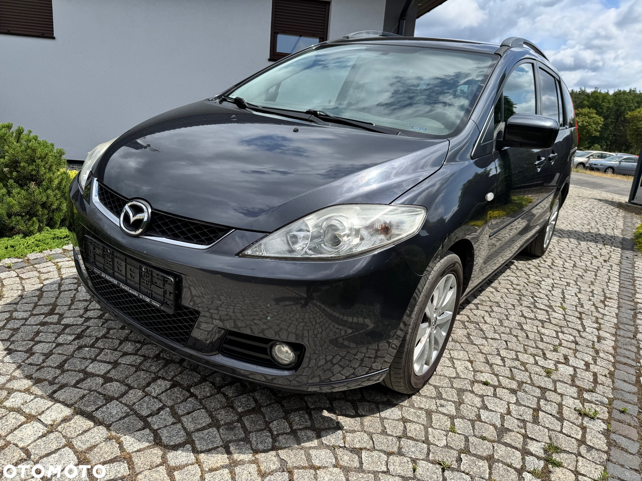 Mazda 5 - 3