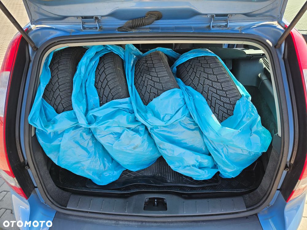 Volvo V50 1.6D Momentum - 17