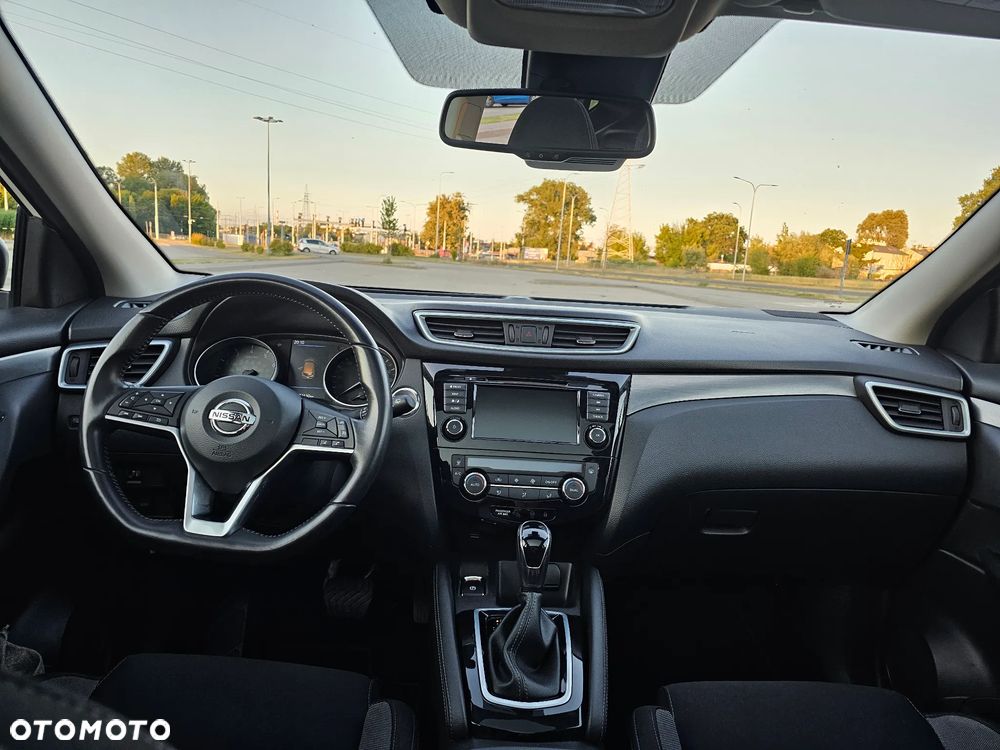 Nissan Qashqai 1.3 DIG-T DCT TEKNA - 15