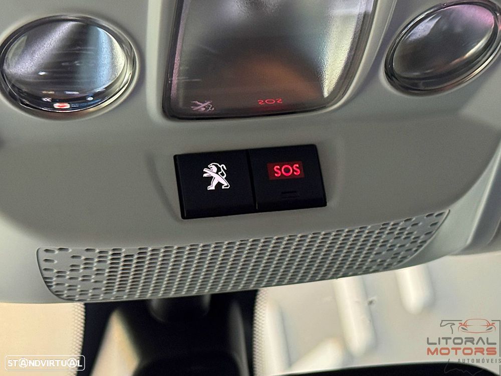 Peugeot 2008 PureTech 130 Allure - 22