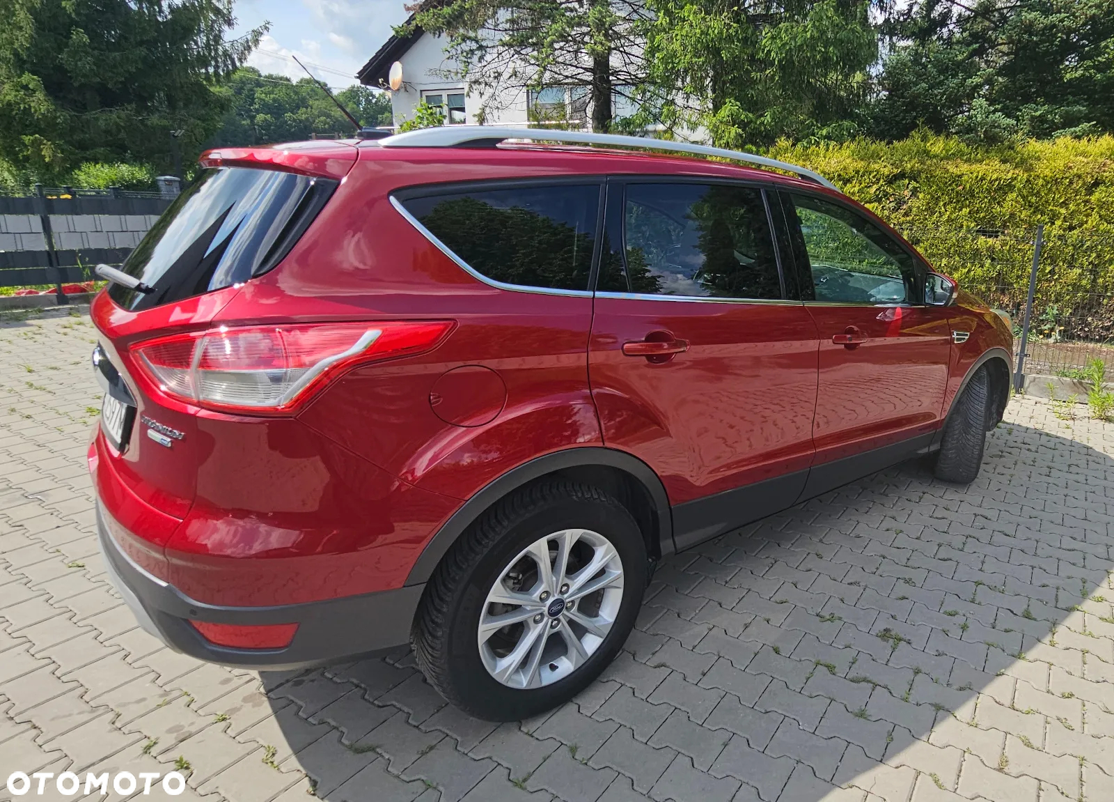 Ford Escape 2.0 EcoBoost AWD Titanium - 9