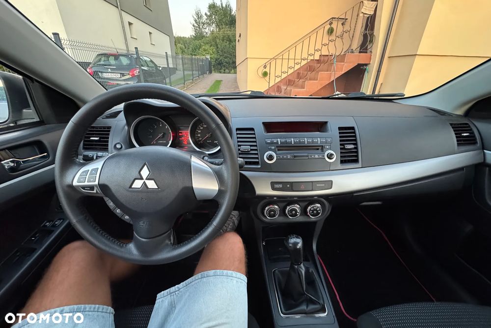 Mitsubishi Lancer 1.6 ClearTec Invite - 13
