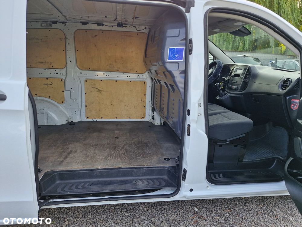 Mercedes-Benz Vito - 24
