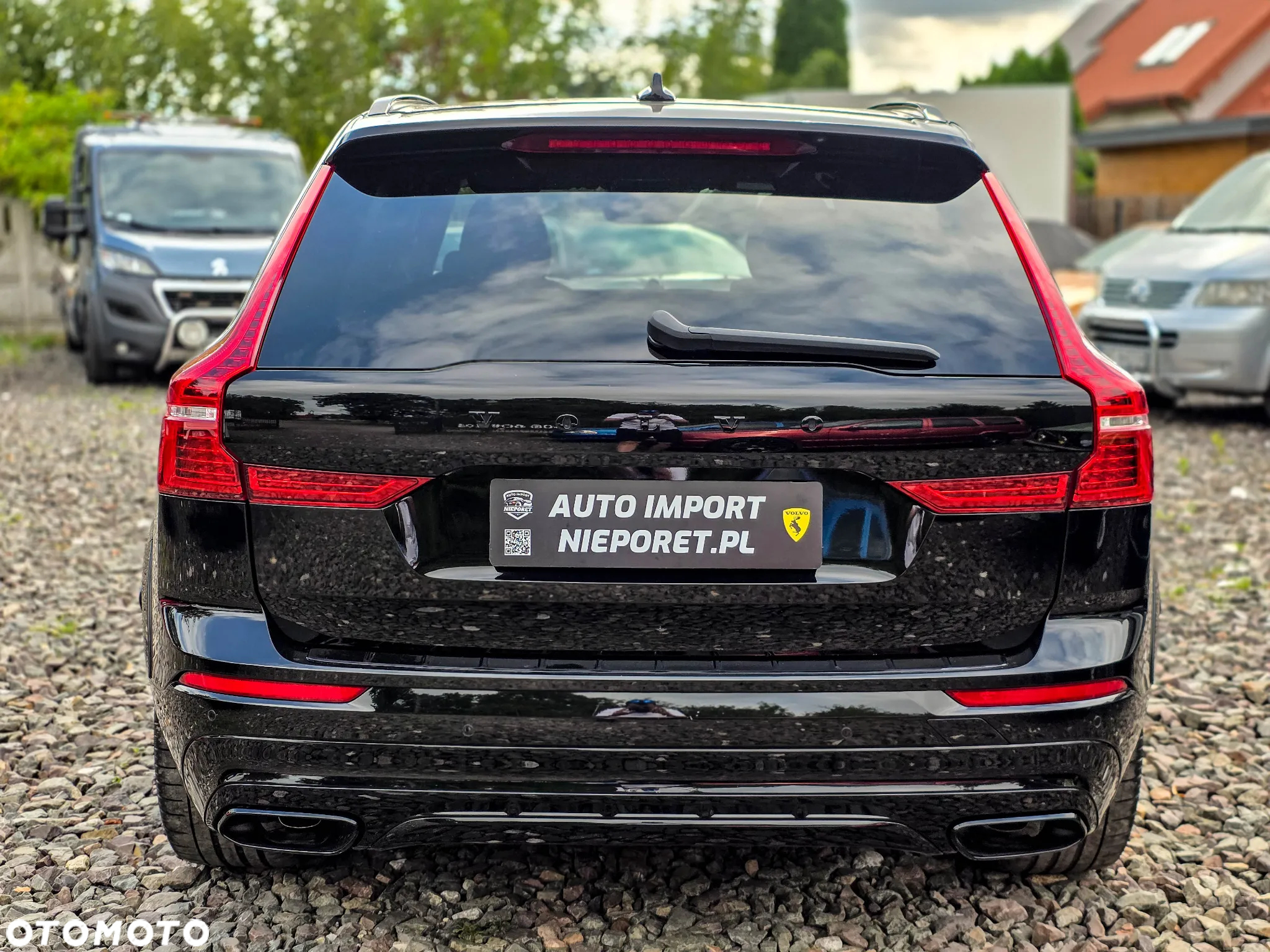 Volvo XC 60 T6 Plug-In Hybrid AWD R-Design - 41