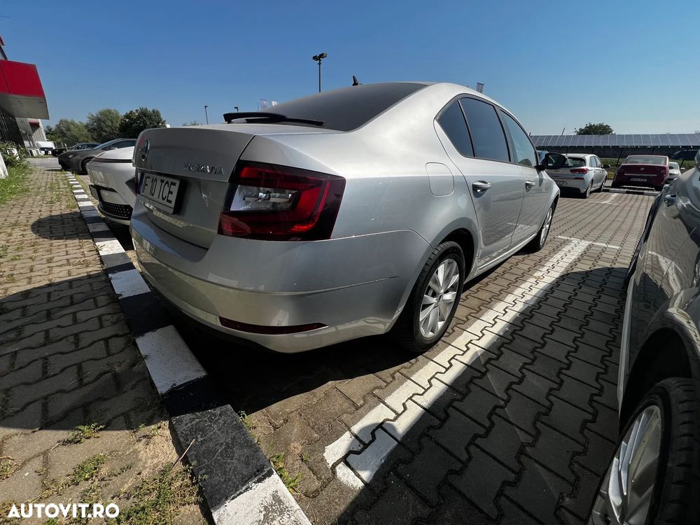 Skoda Octavia - 6