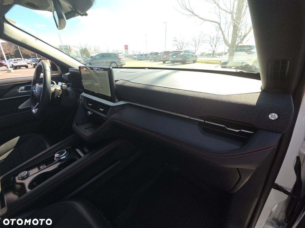 Ford Explorer EcoBoost Plug-in Hybrid ST-LINE - 8