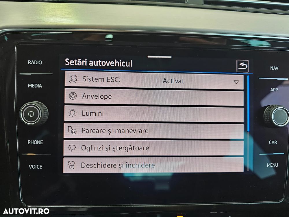 Volkswagen Passat 1.5 TSI ACT DSG Highline - 14