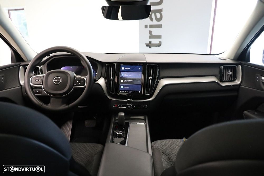 Volvo XC 60 2.0 T6 PHEV Core AWD - 19