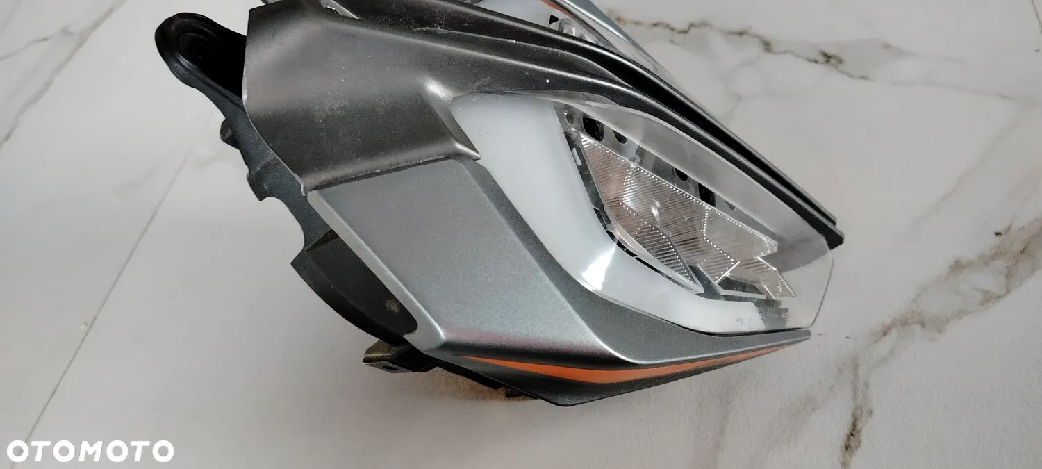 KTM DUKE 125 LAMPA PRZÓD REFLEKTOR 2022 POLIFT LAMPA TYŁ PRZEŁĄCZNIK LICZNIK ZEGARY STELAŻ - 12