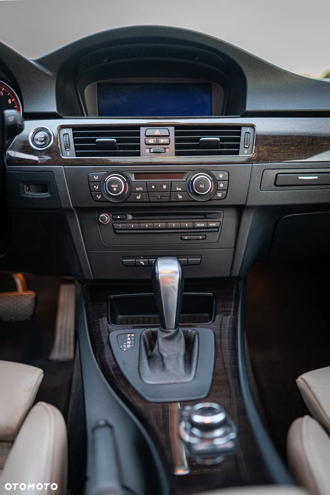 BMW Seria 3 335i - 20
