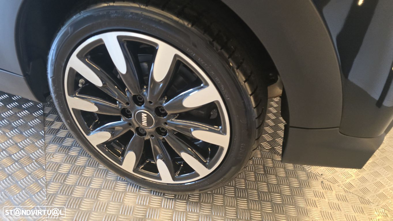 MINI 5 Portas Cooper Sport Edition Auto - 33