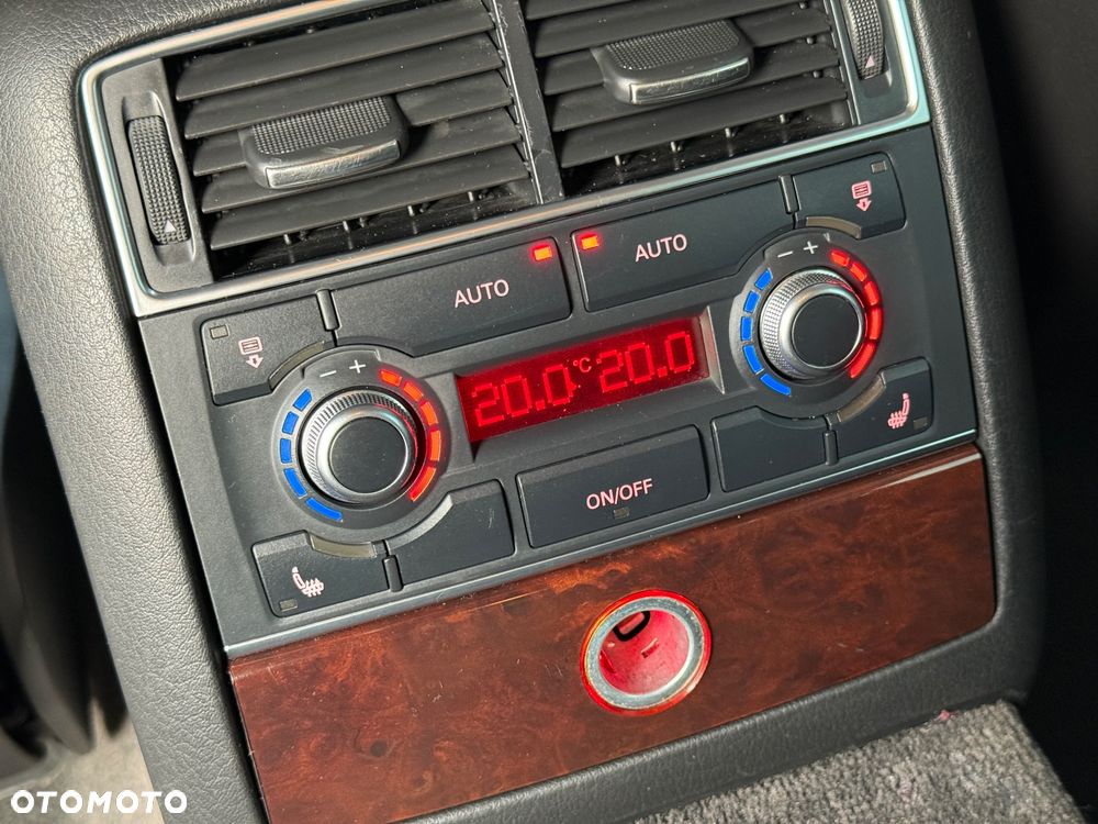 Audi A8 3.0 TDI DPF quattro Langversion - 32