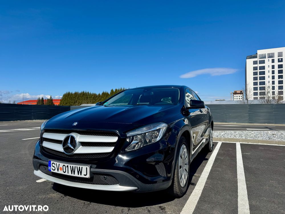 Mercedes-Benz GLA 200 - 2