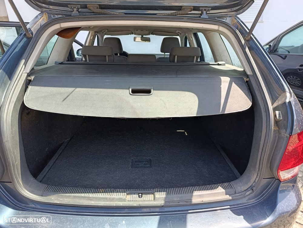 VW Golf Variant 1.9 TDi DPF Confortline - 9