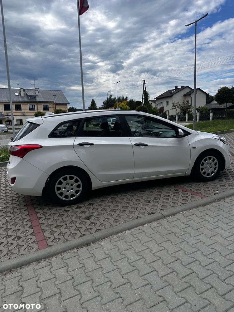 Hyundai i30 1.4 CRDi Base - 7
