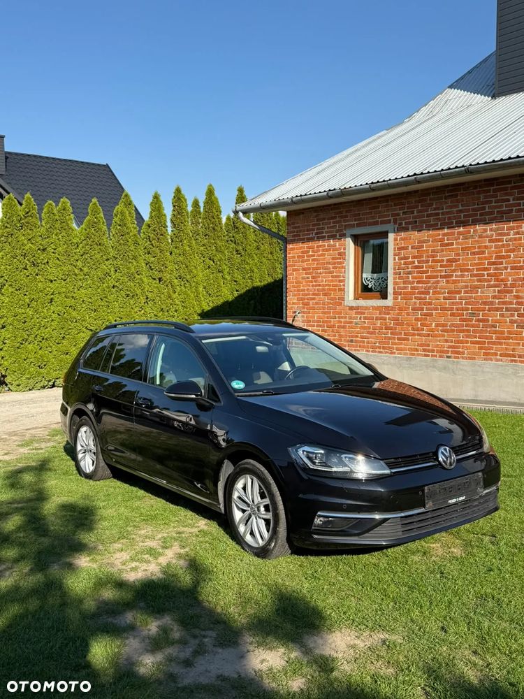 Volkswagen Golf - 5