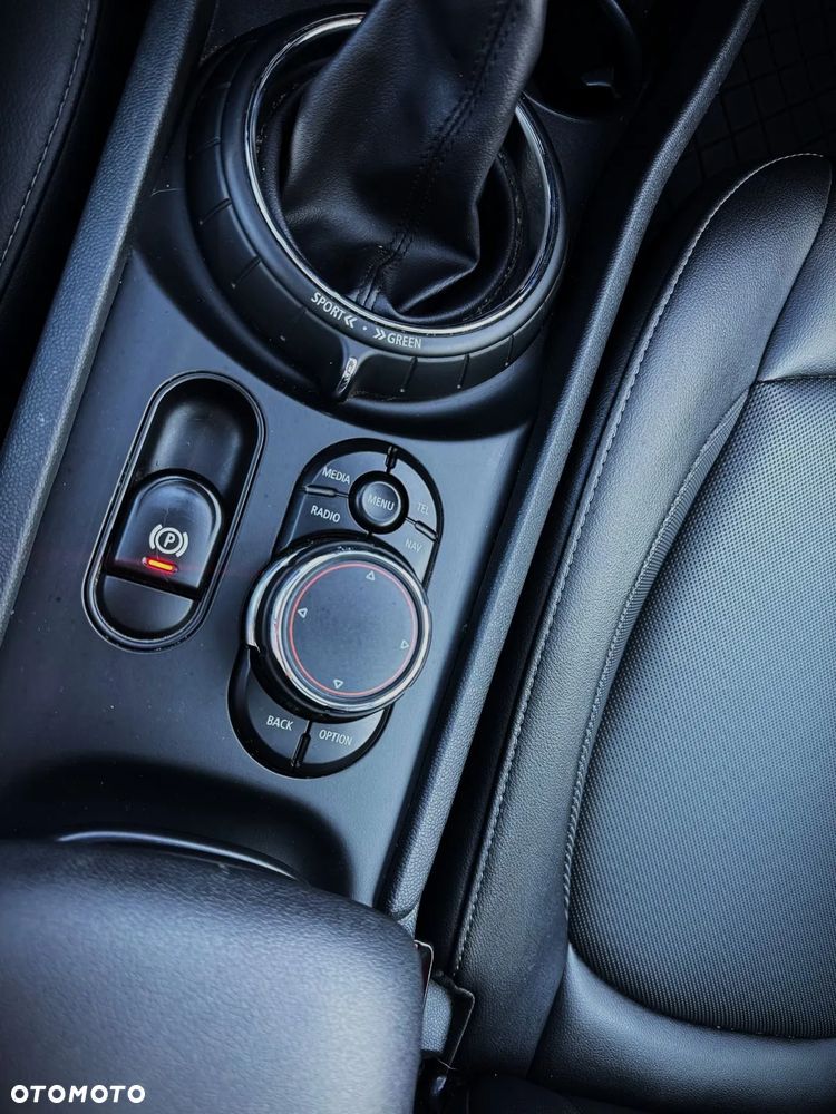 MINI Clubman - 24
