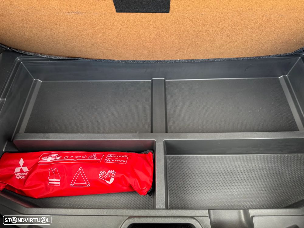 Mitsubishi Space Star 1.2 Intense Connect Edition - 11