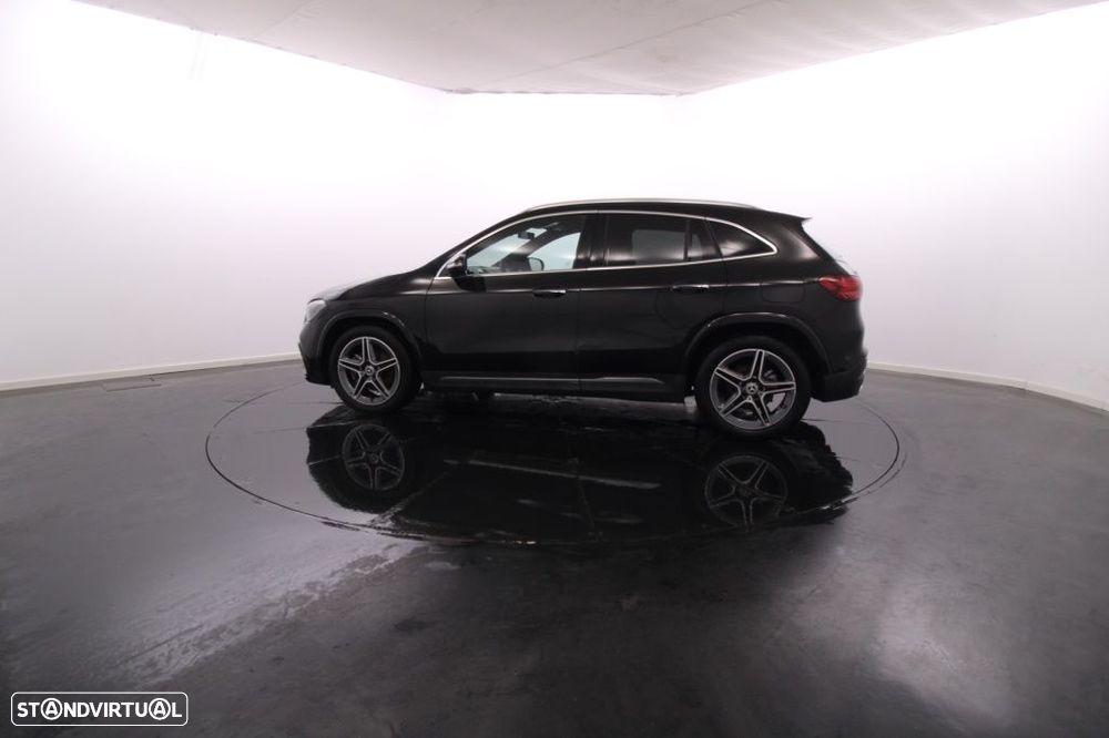 Mercedes-Benz GLA 180 d AMG Line - 3