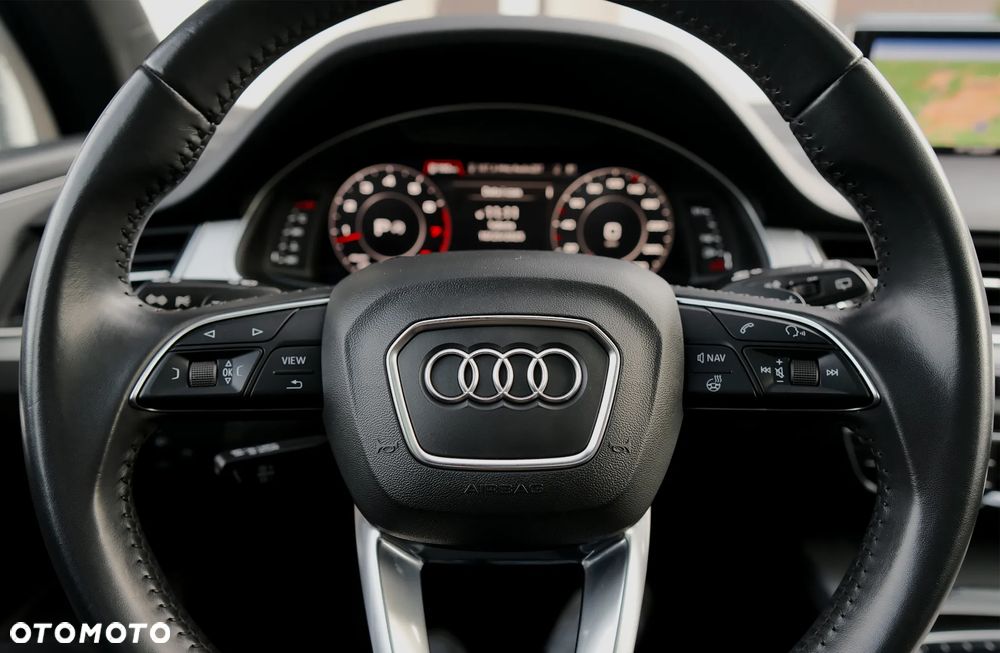 Audi Q7 3.0 TFSI Quattro Tiptronic - 24