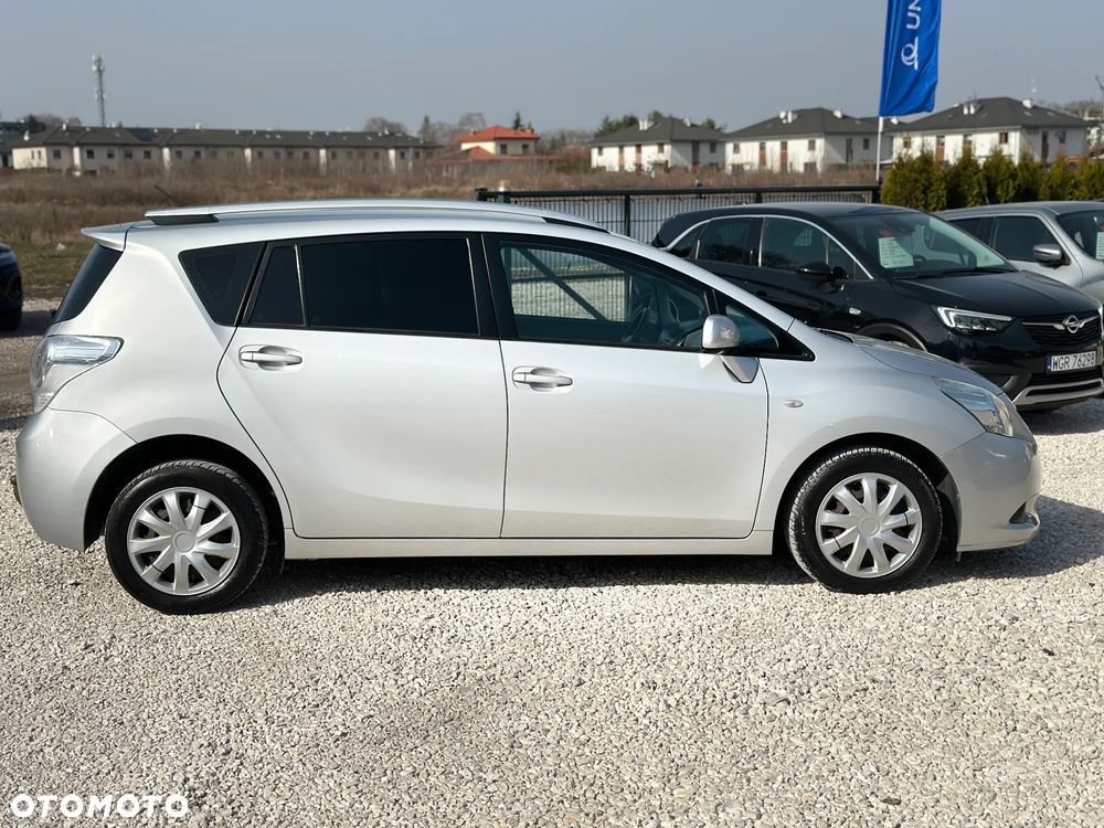 Toyota Verso 2.0 D-4D Luna - 9