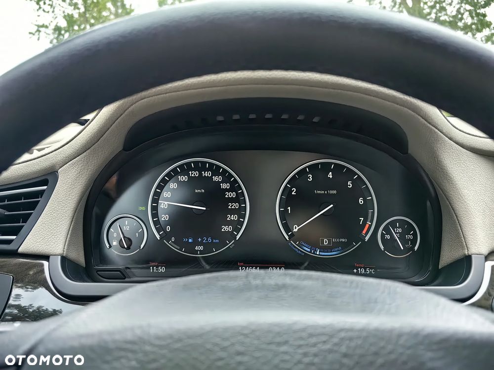 BMW Seria 7 - 29