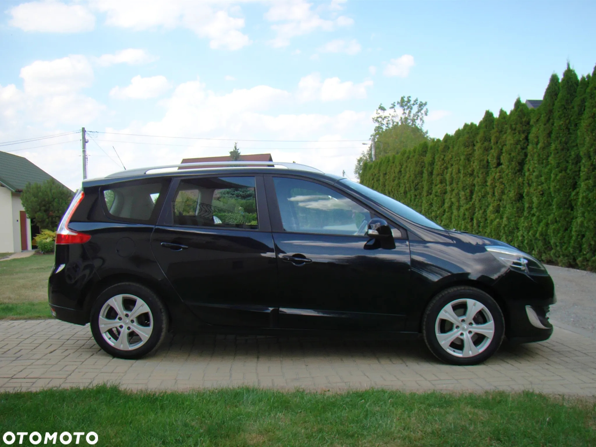 Renault Grand Scenic - 15
