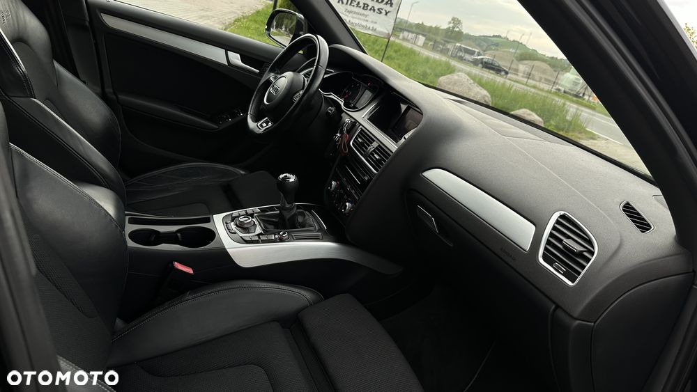 Audi A4 Avant 2.0 TDI DPF clean diesel S line Sportpaket - 25