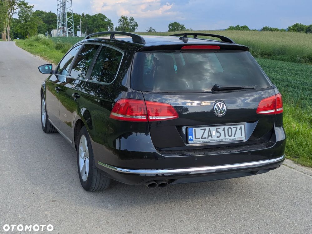 Volkswagen Passat 2.0 TDI DPF Highline - 4