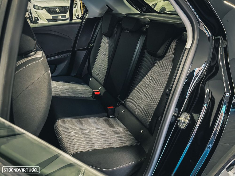 Opel Corsa 1.2 T Edition - 10