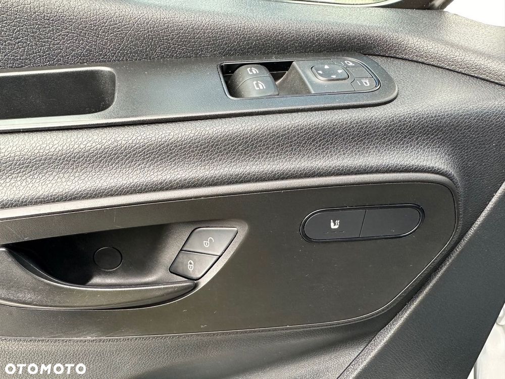 Mercedes-Benz SPRINTER 516 SKRZYNIA PODWÓJNA KABINA DOKA 6 MIEJSC TEMPOMAT KLIMATYZACJA BLIŹNIACZE KOŁA  160KM - 23