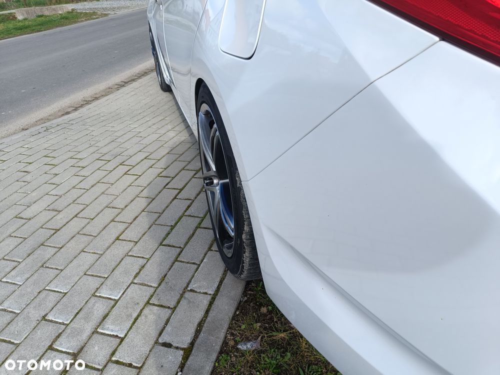 Hyundai i40 1.7 CRDi Comfort + - 27