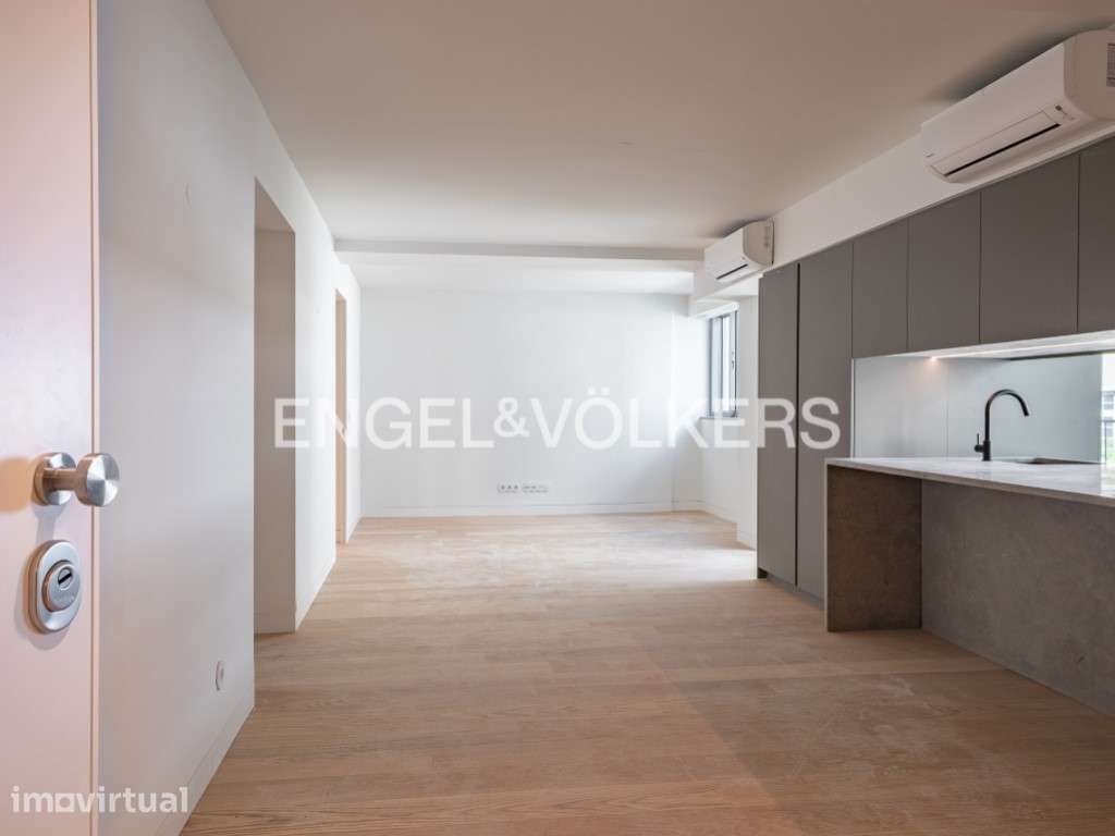 Apartamento T2+1 na Avenida Infante Santo - Grande imagem: 2/29