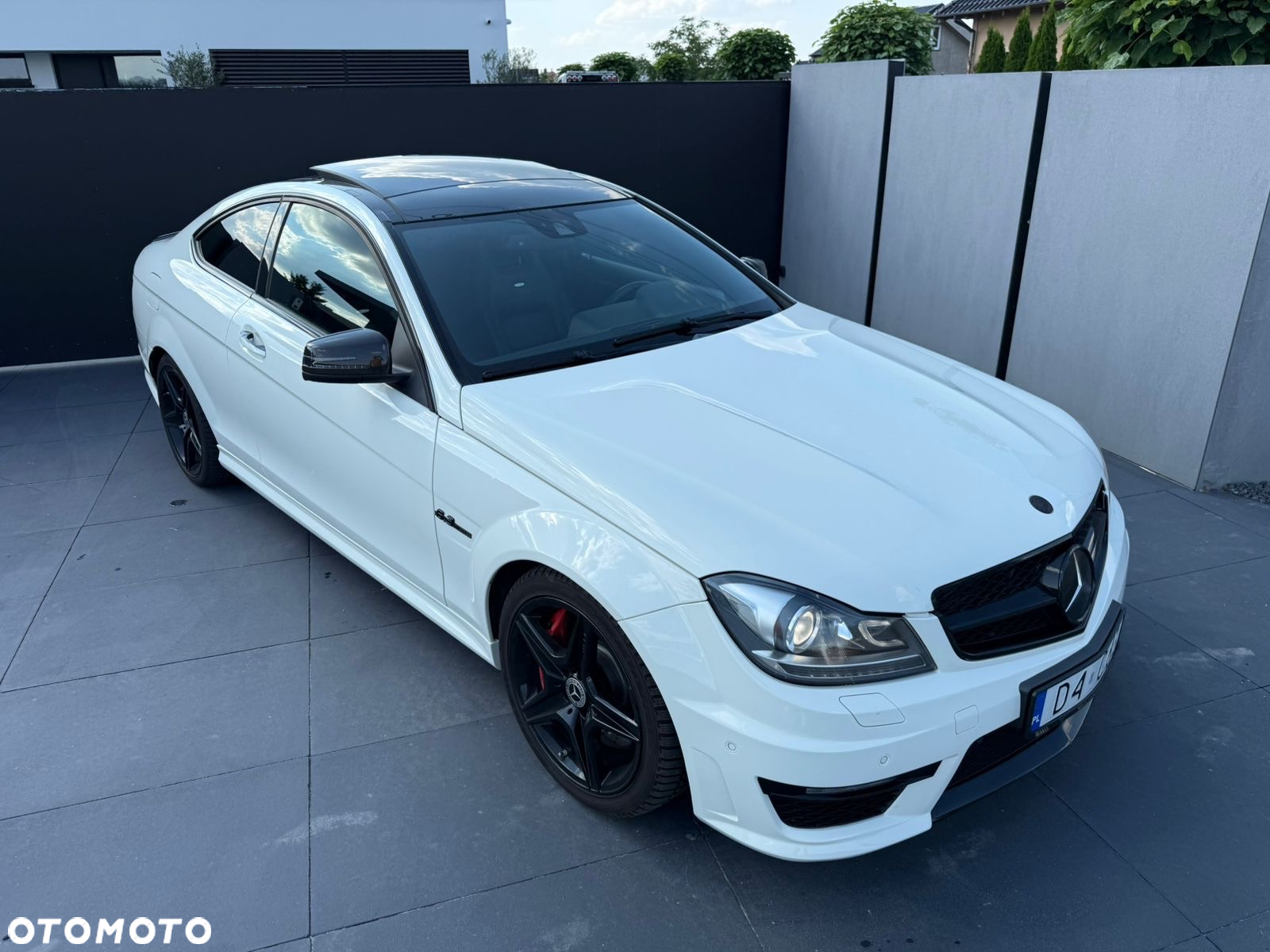 Mercedes-Benz Klasa C 63 AMG Coupe AMG SPEEDSHIFT MCT AMG Performance Package - 23