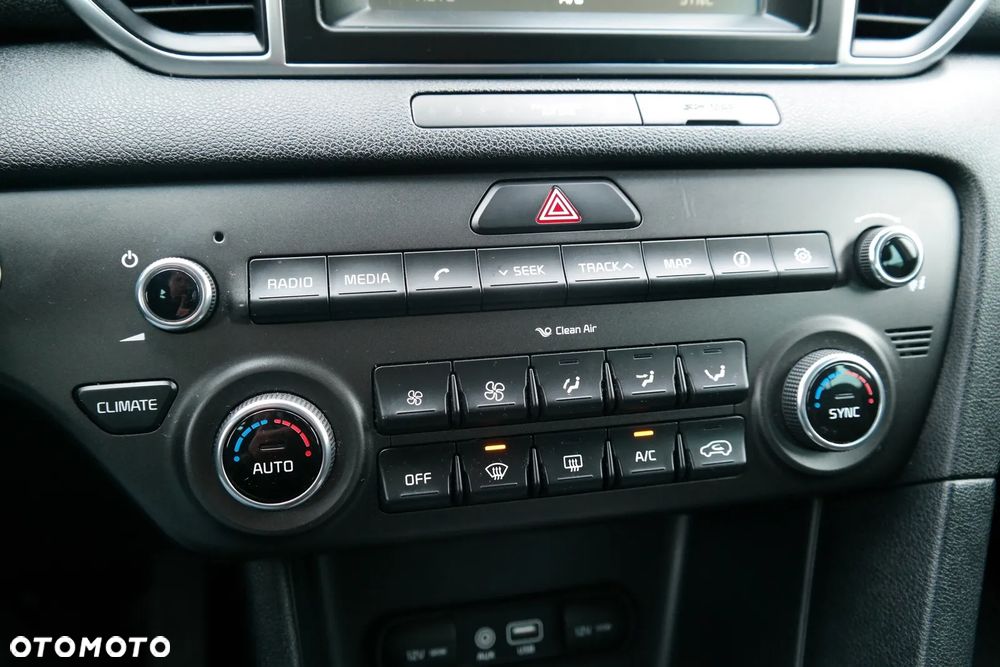 Kia Sportage 1.6 GDI L 2WD - 26
