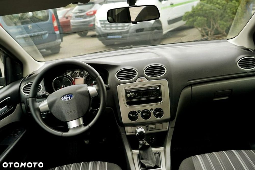 Ford Focus - 16