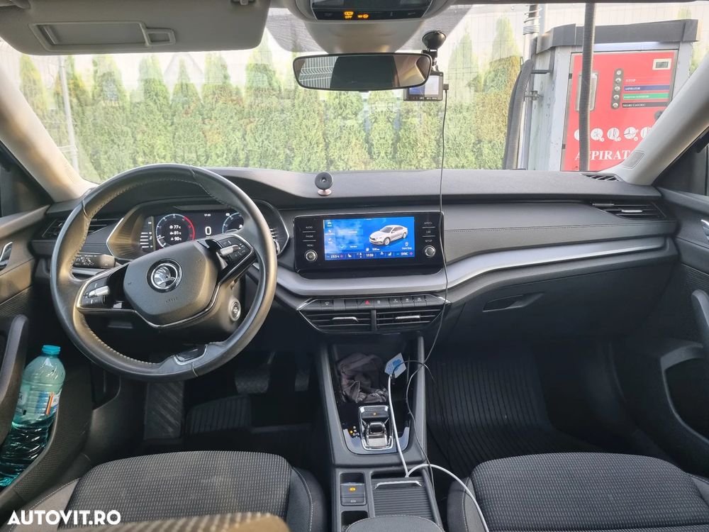 SKODA Octavia 2021 — imagine 8