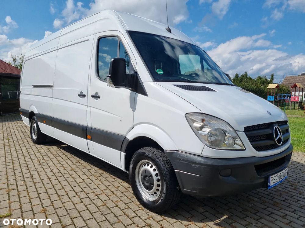 Mercedes-Benz Sprinter - 7