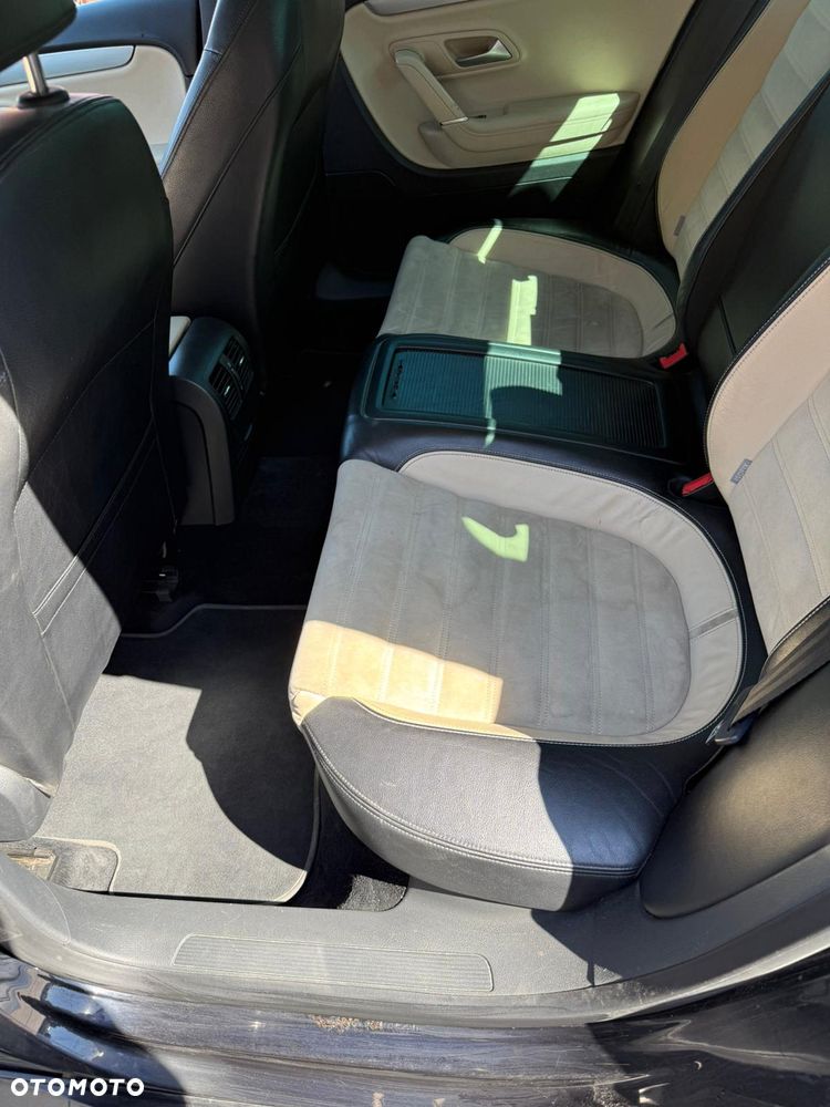 Volkswagen Passat CC 2.0 TDI DPF 4Mot - 26