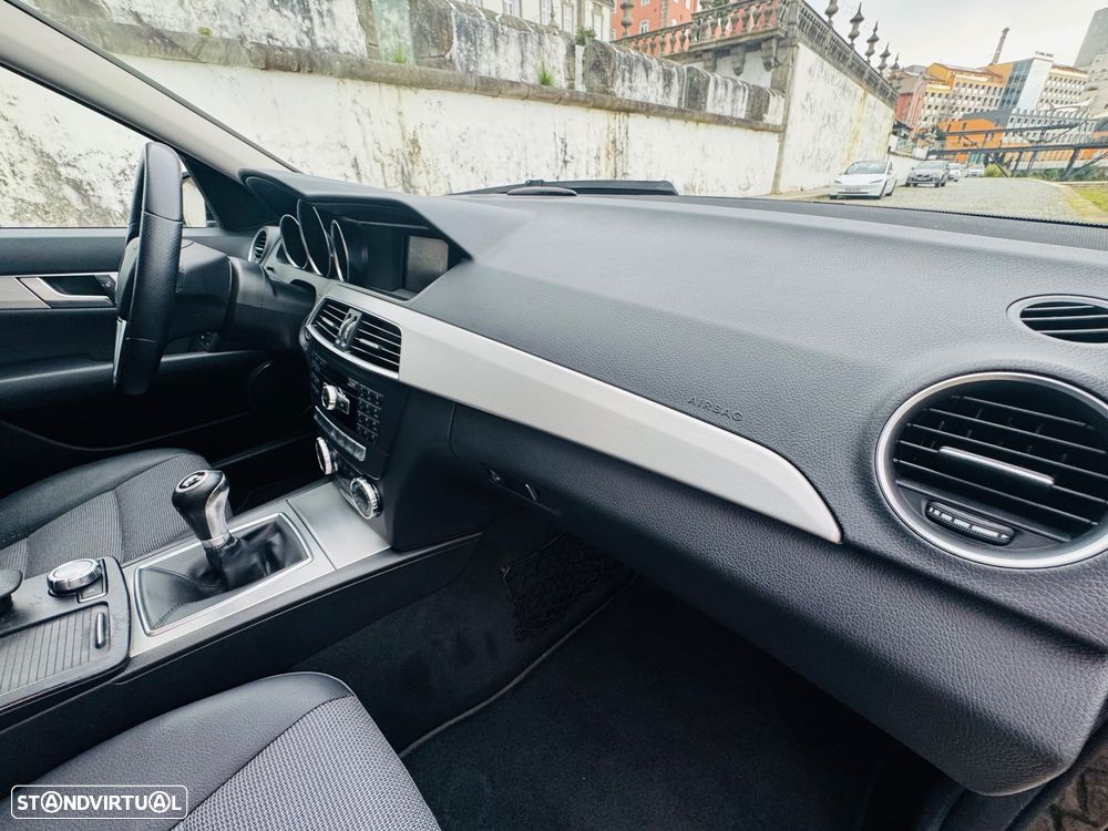 Mercedes-Benz C 220 Station CDI DPF Avantgarde - 27