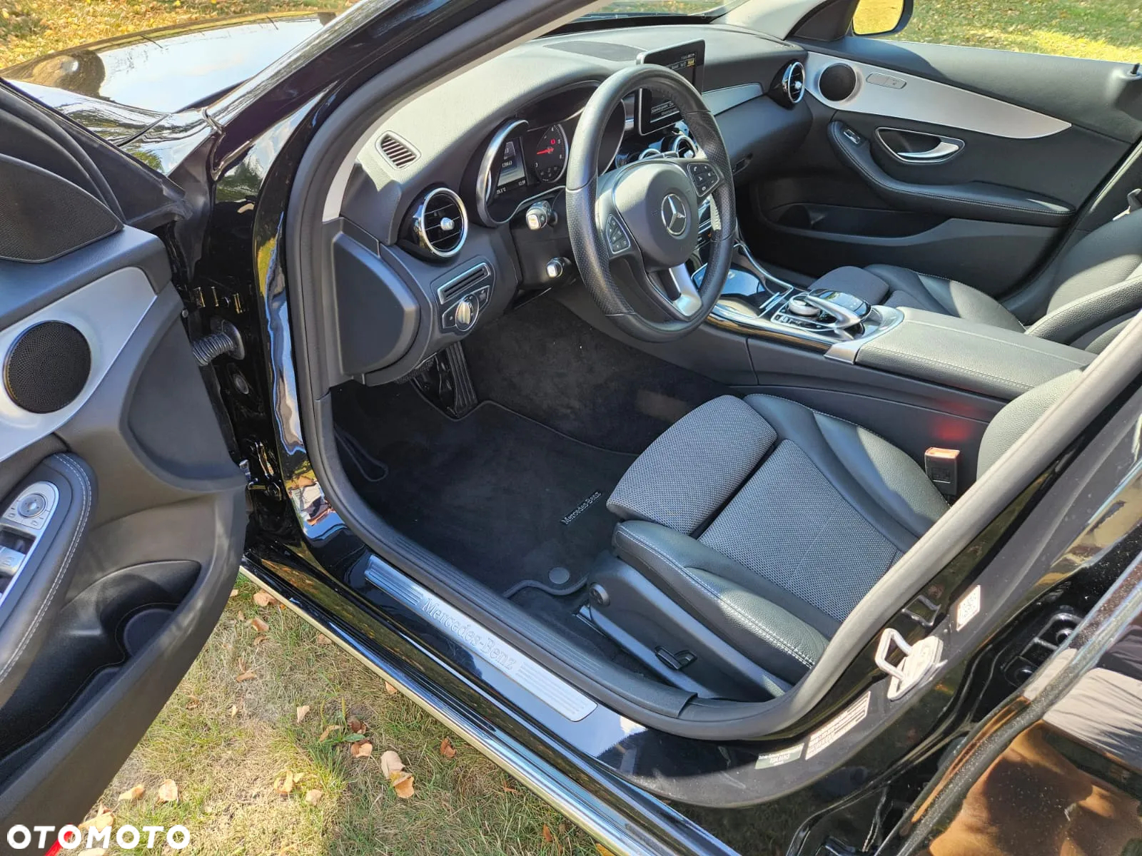 Mercedes-Benz Klasa C 250 d 4-Matic 9G-TRONIC - 16